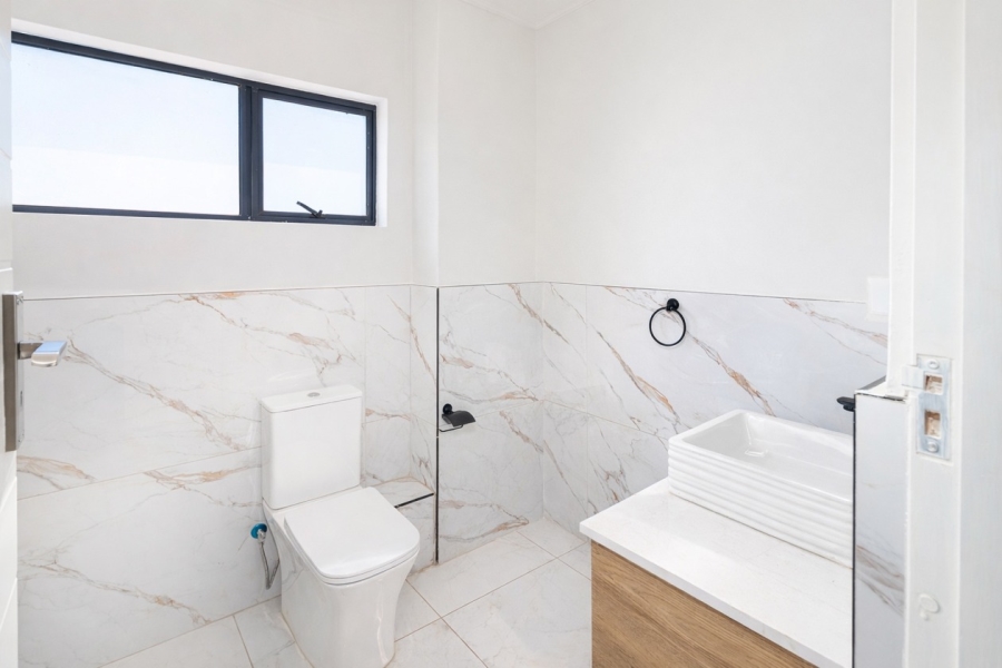 4 Bedroom Property for Sale in Landsmeer Residential Estate North West